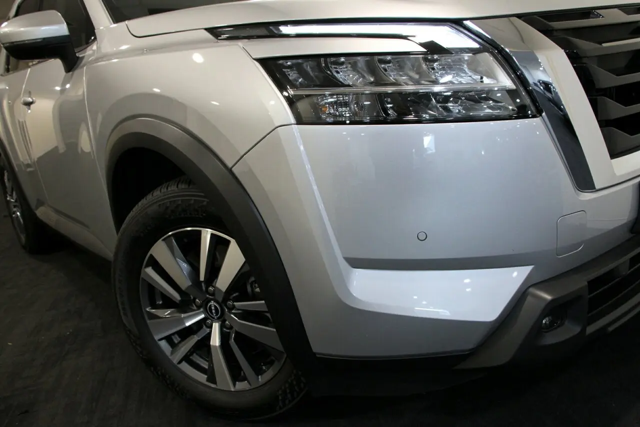 2024 Nissan Pathfinder R53 MY24 TI Silver Sequential Auto Wagon